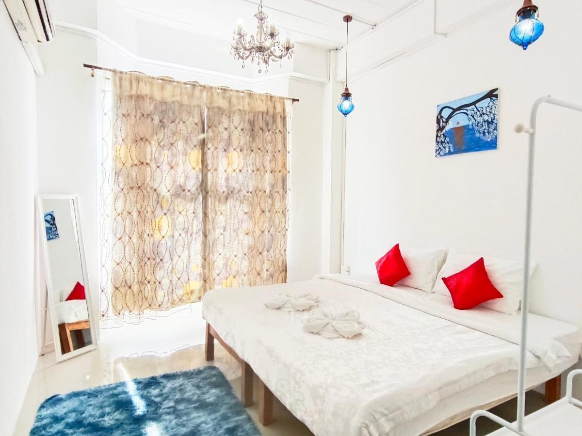Mandala Beach Villa Jomtiean Praia de Jomtien Exterior foto
